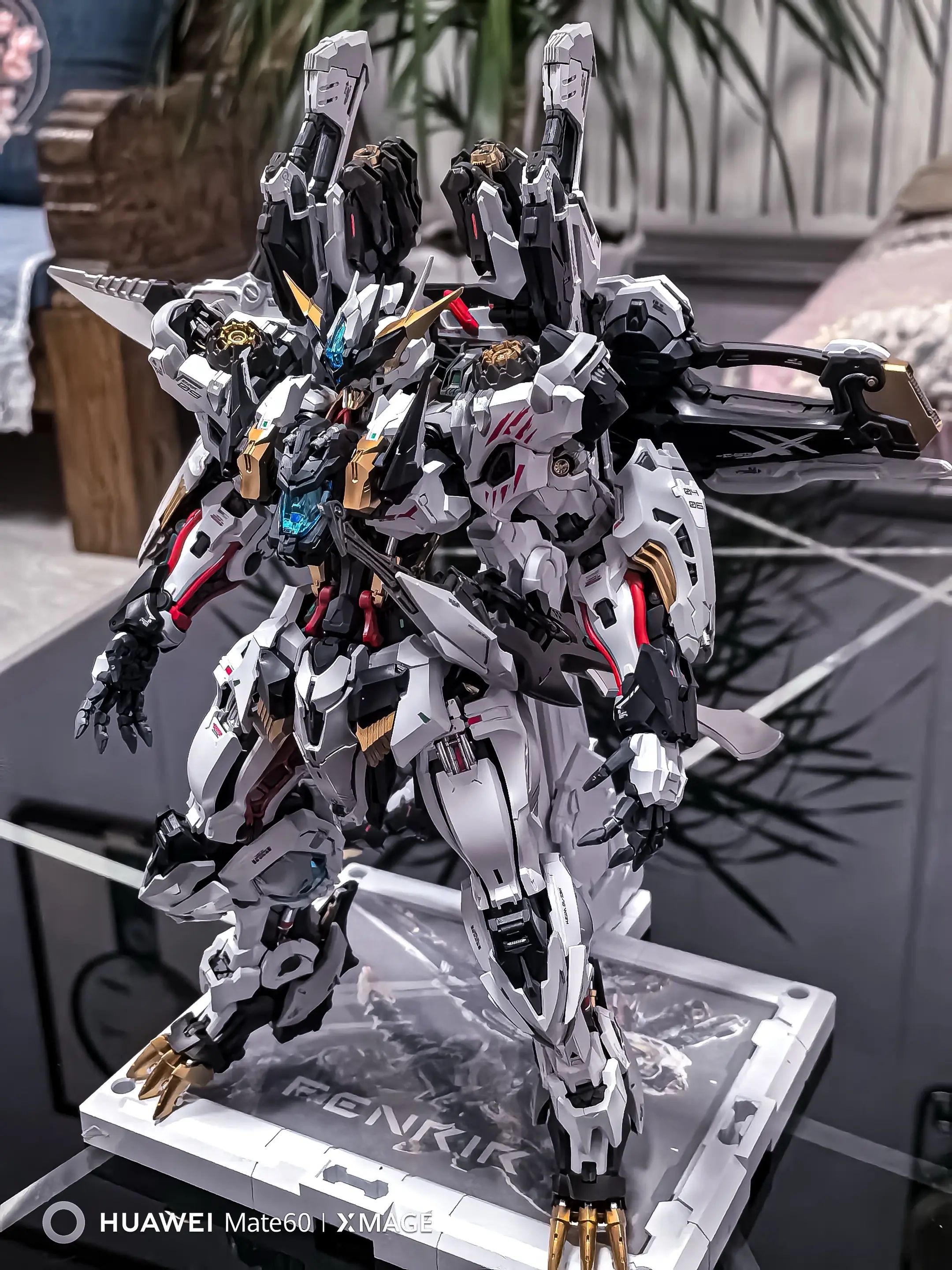 In Era+ Infinite Series Fenrir - مراجعة Model Kit Hemoxian وسعره