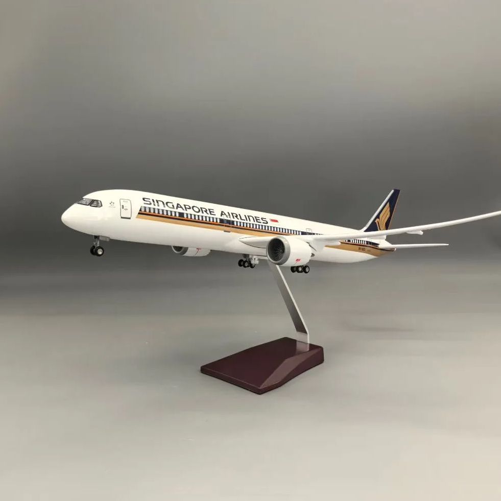 Model Airplanes Resin Aviation - مراجعة Model Kit Singapore وسعره