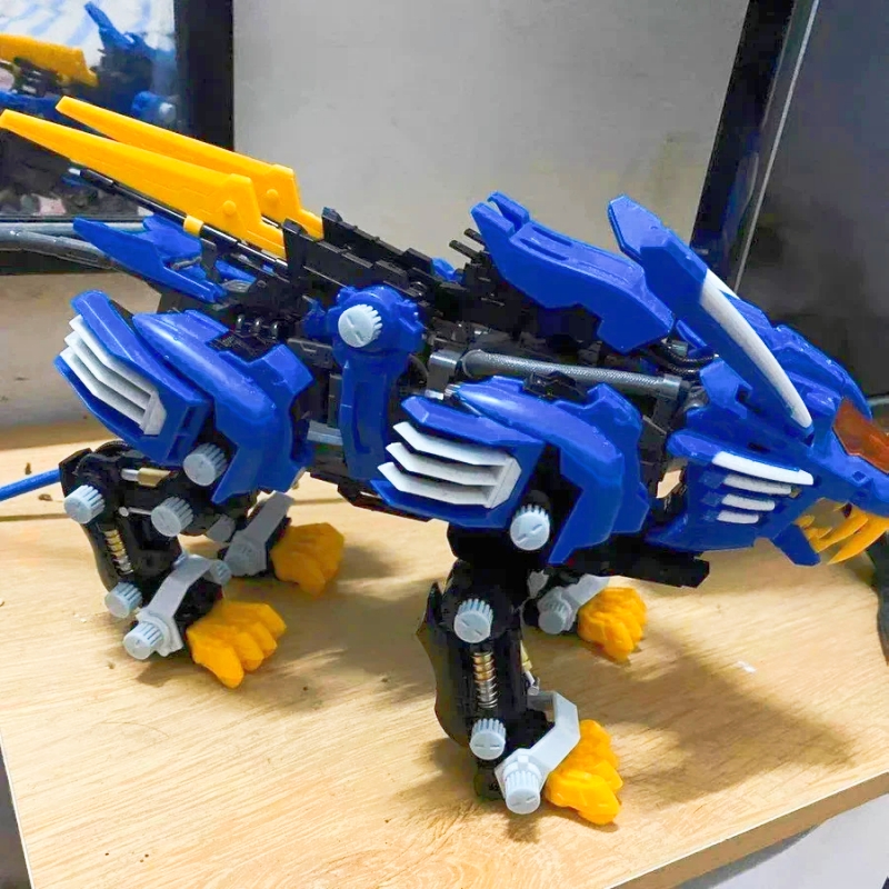 ZOIDS BT Model JS003  RPZ-028  - مراجعة Model Kit Oberon وسعره