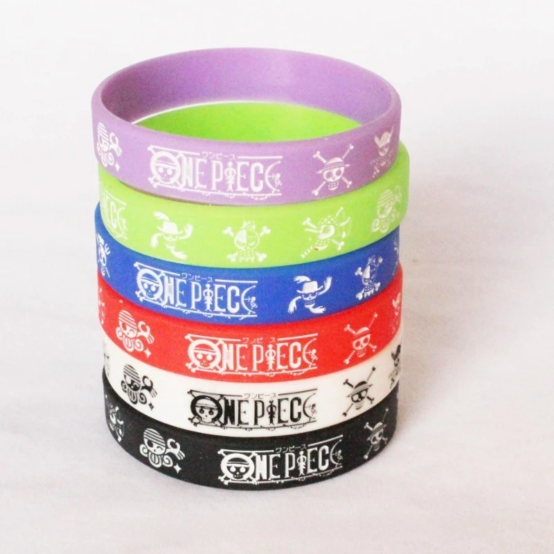 One Piece Fluorescent Bracelet - مراجعة Model Kit One Piece وسعره