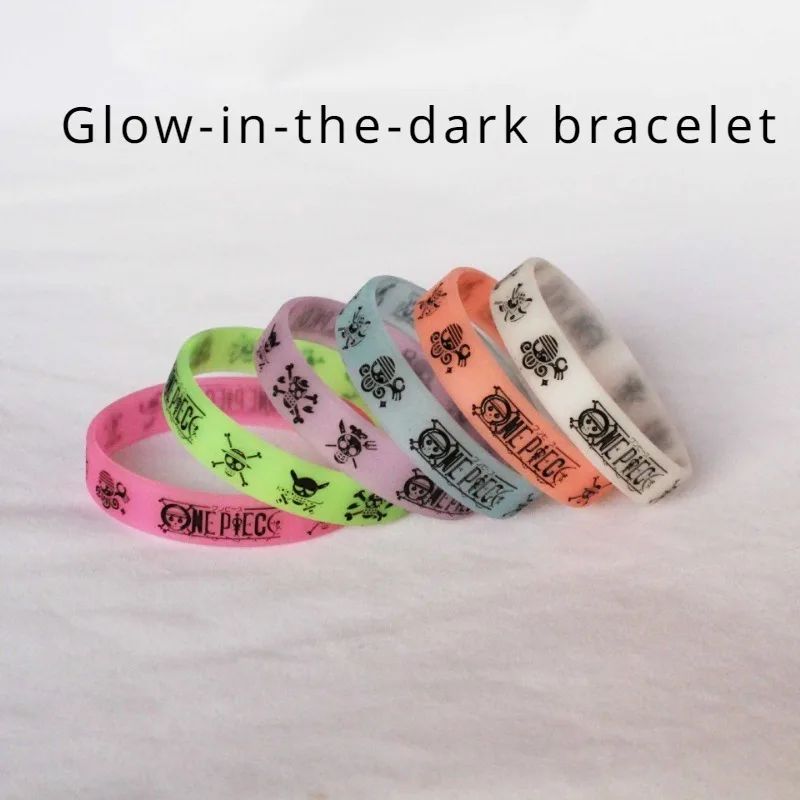 One Piece Fluorescent Bracelet - مراجعة Model Kit One Piece وسعره
