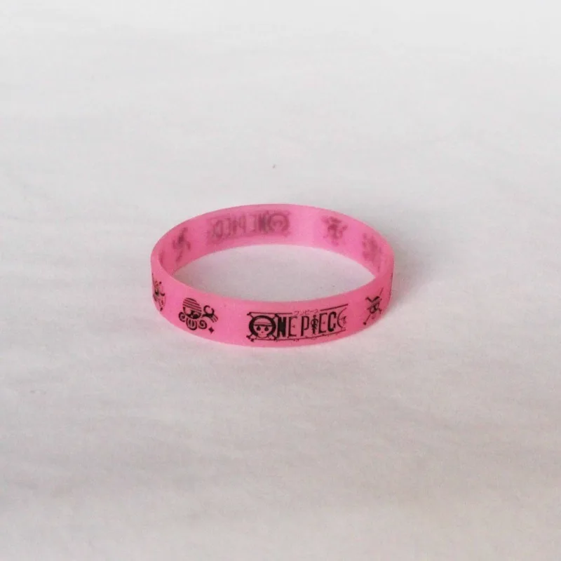 One Piece Fluorescent Bracelet - مراجعة Model Kit One Piece وسعره