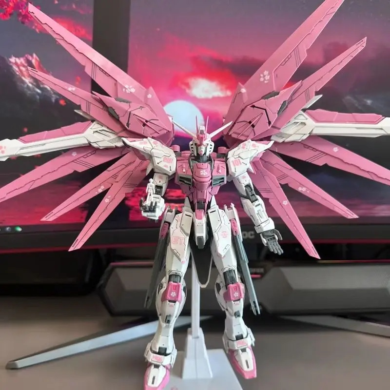 New Freshman Freedom Zgmf-X10a - مراجعة Model Kit Gundam Mg وسعره