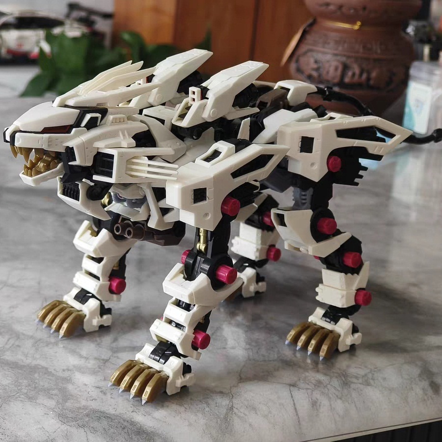 BT Building Blocks ZOIDS Robot - مراجعة Model Kit Medabots وسعره