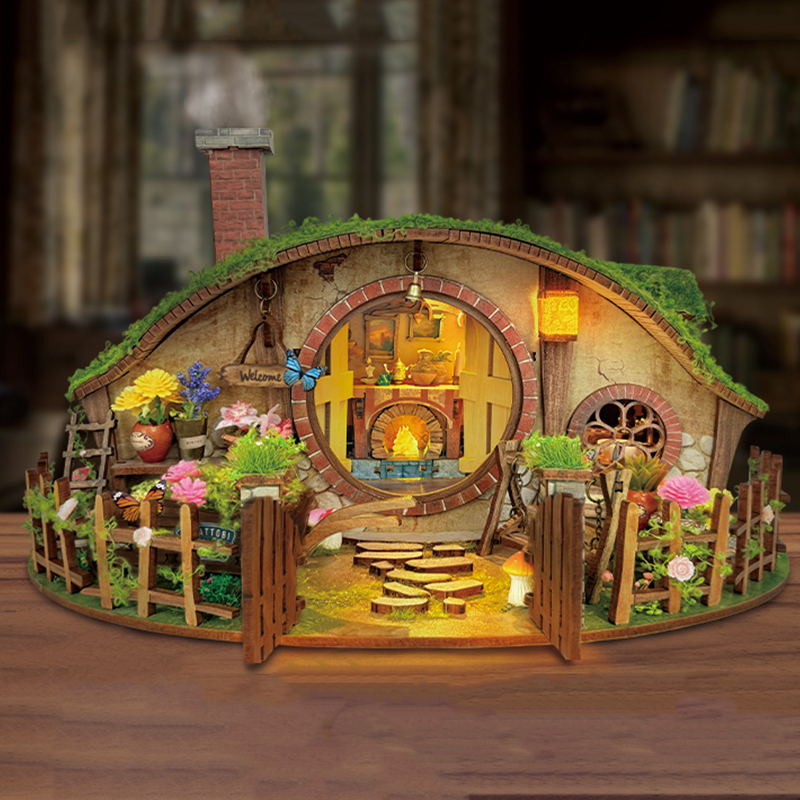 Wooden DIY Magic Ring Dollhous - مراجعة Model Kit Centaur وسعره