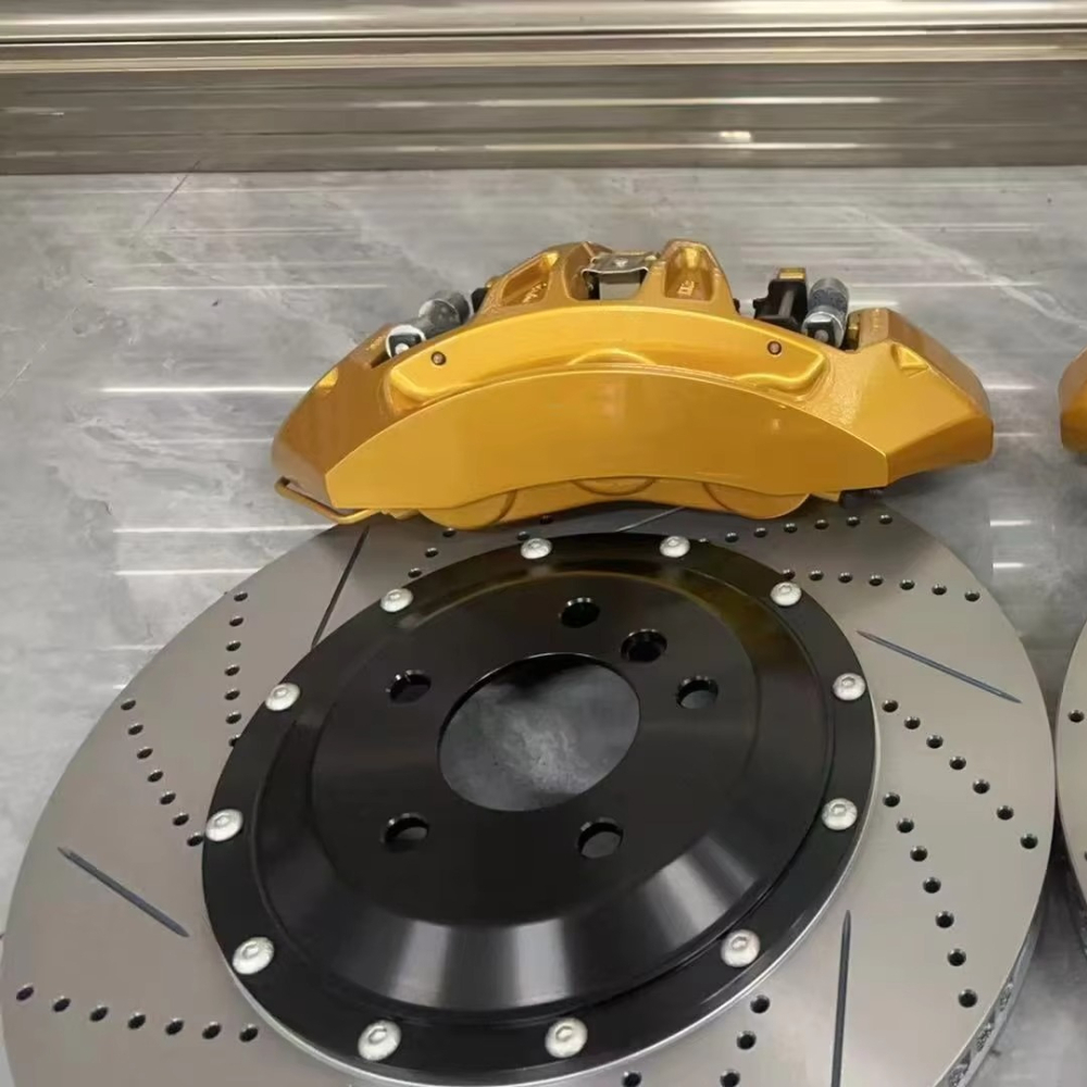 Brake Caliper Kit Front 6 Pist - مراجعة Model Kit F16 وسعره