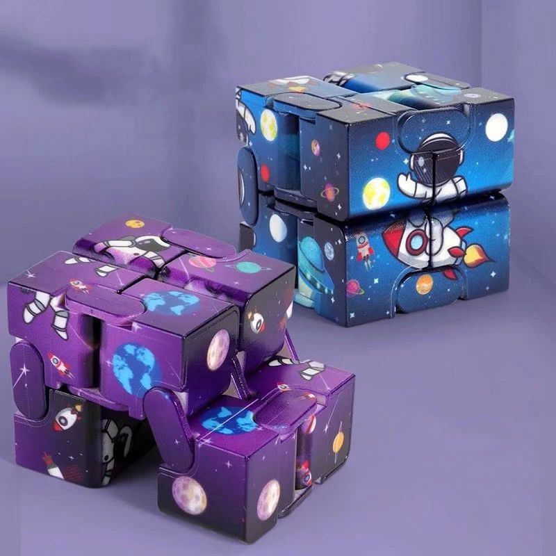 Infinite Flip Magic Cube Starr - مراجعة Model Kit Infinite Dimension وسعره